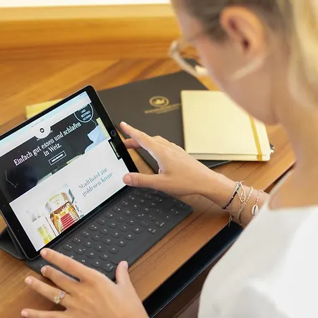 Hotel Stadthotel Zur Goldenen Krone 2*