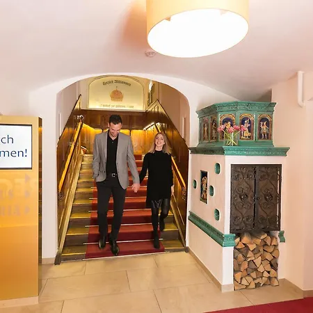 Stadthotel Zur Goldenen Krone 酒店 魏茨