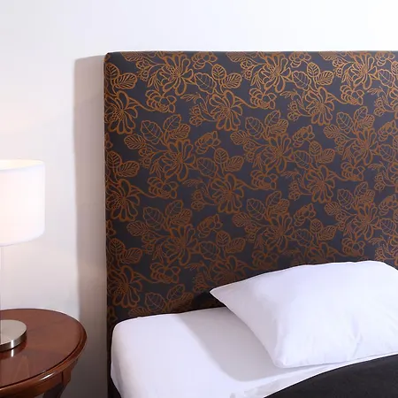 酒店 Stadthotel Zur Goldenen Krone