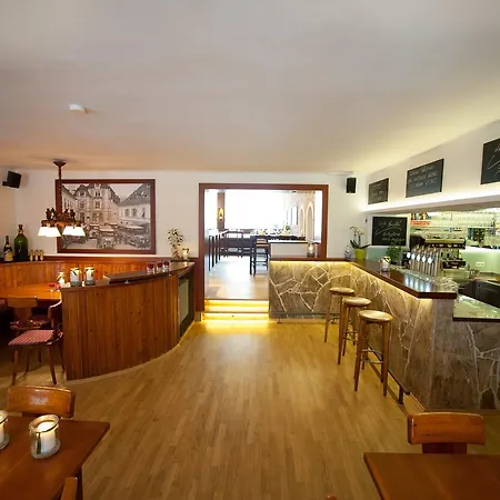 Stadthotel Zur Goldenen Krone Hotell