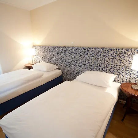 Stadthotel Zur Goldenen Krone 2*