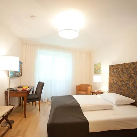Stadthotel Zur Goldenen Krone 魏茨