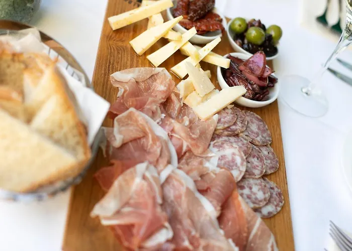 Stadthotel Zur Goldenen Krone Szálloda Weiz