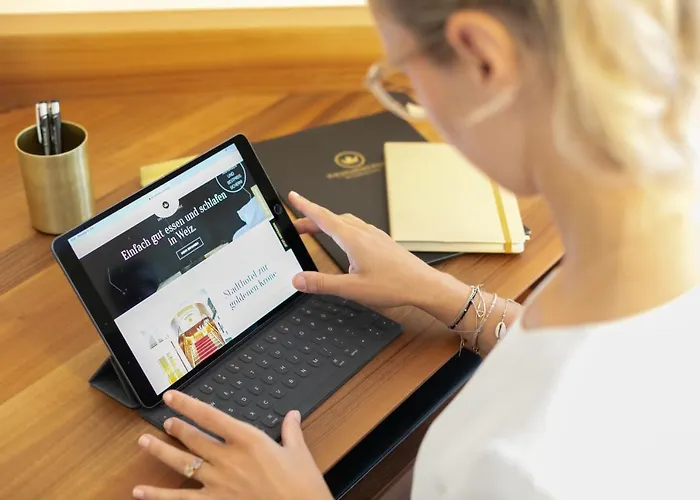 Szálloda Stadthotel Zur Goldenen Krone 2*