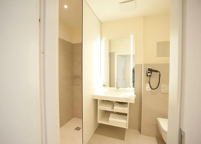 Stadthotel Zur Goldenen Krone Szálloda Weiz