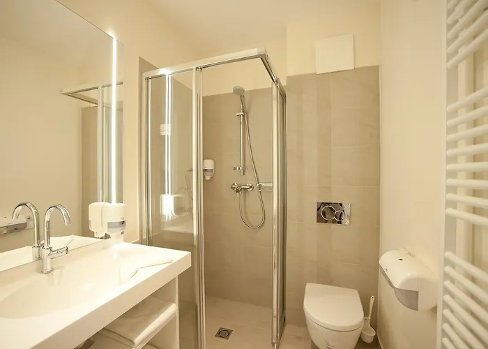 Stadthotel Zur Goldenen Krone 2*