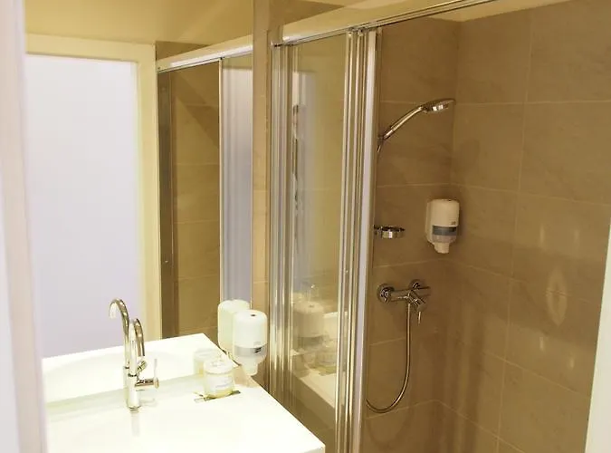 Szálloda Stadthotel Zur Goldenen Krone