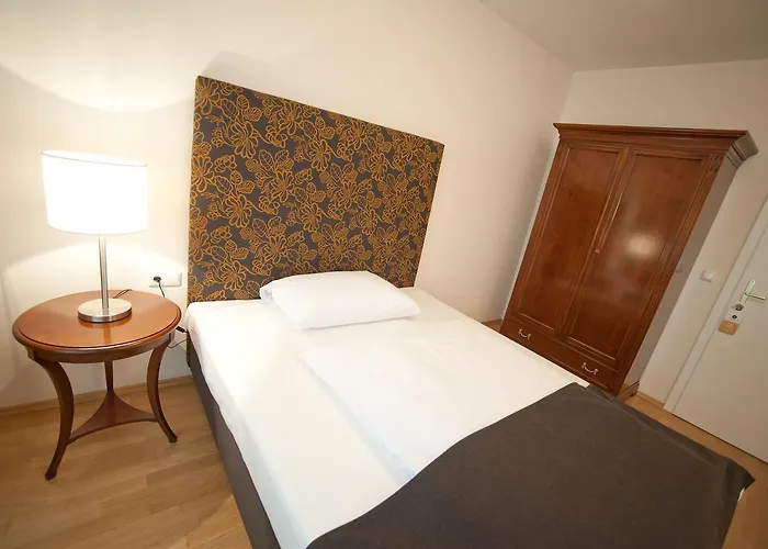 Szálloda Stadthotel Zur Goldenen Krone