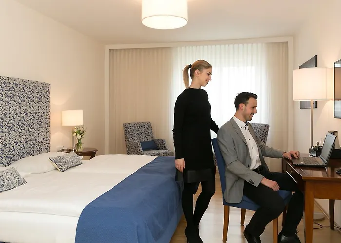 Stadthotel Zur Goldenen Krone Szálloda Weiz